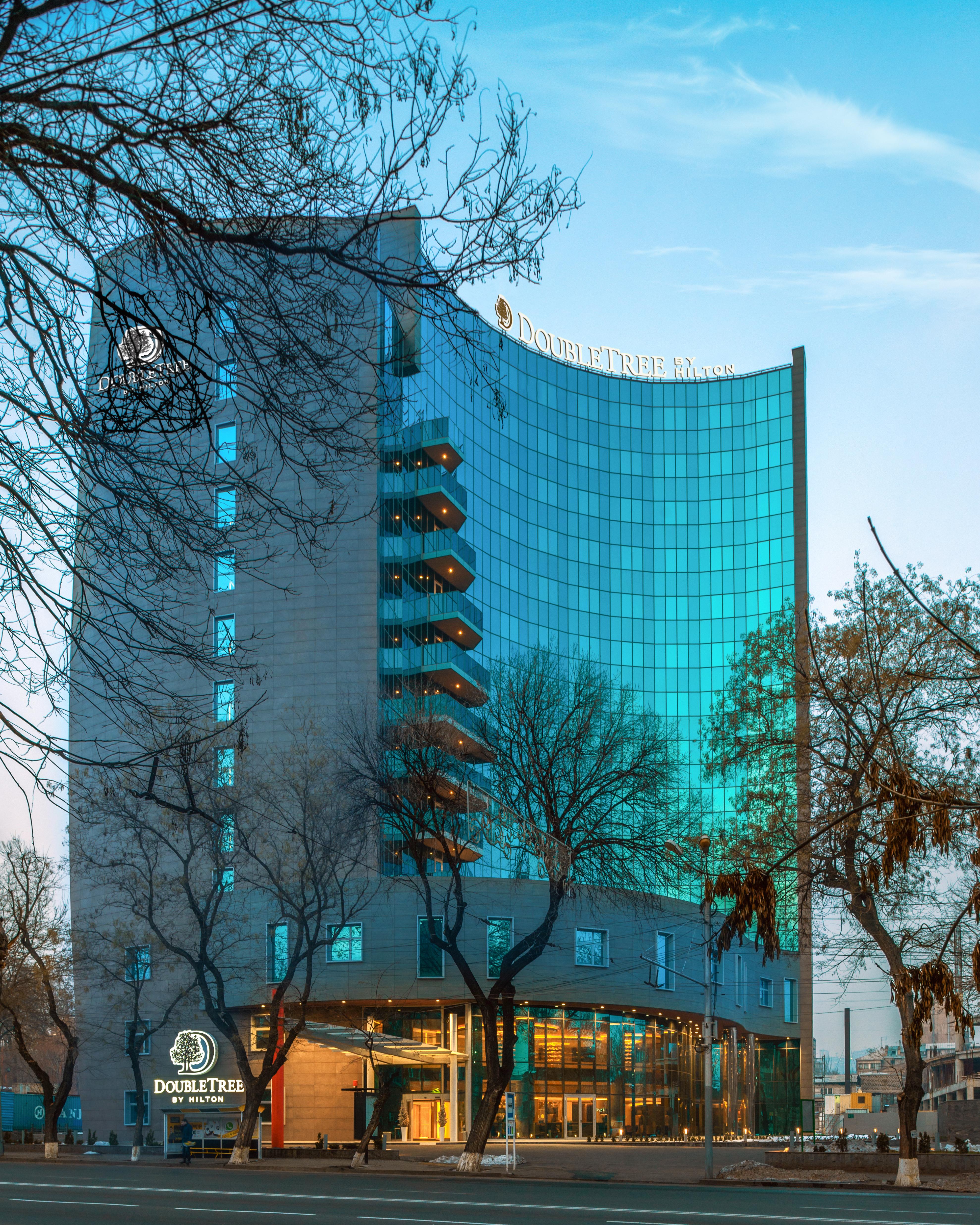 فندق فندق دبل تري باي هيلتون يريفان سيتي سنتر المظهر الخارجي الصورة